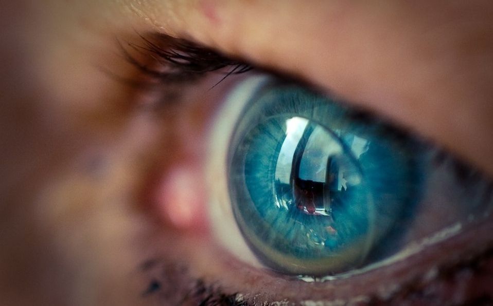 Cómo Ponerse Lentes de Contacto